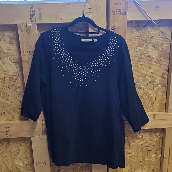 Quacker Factory Tops - Quacker Factory Black Top with Silver Embellishments